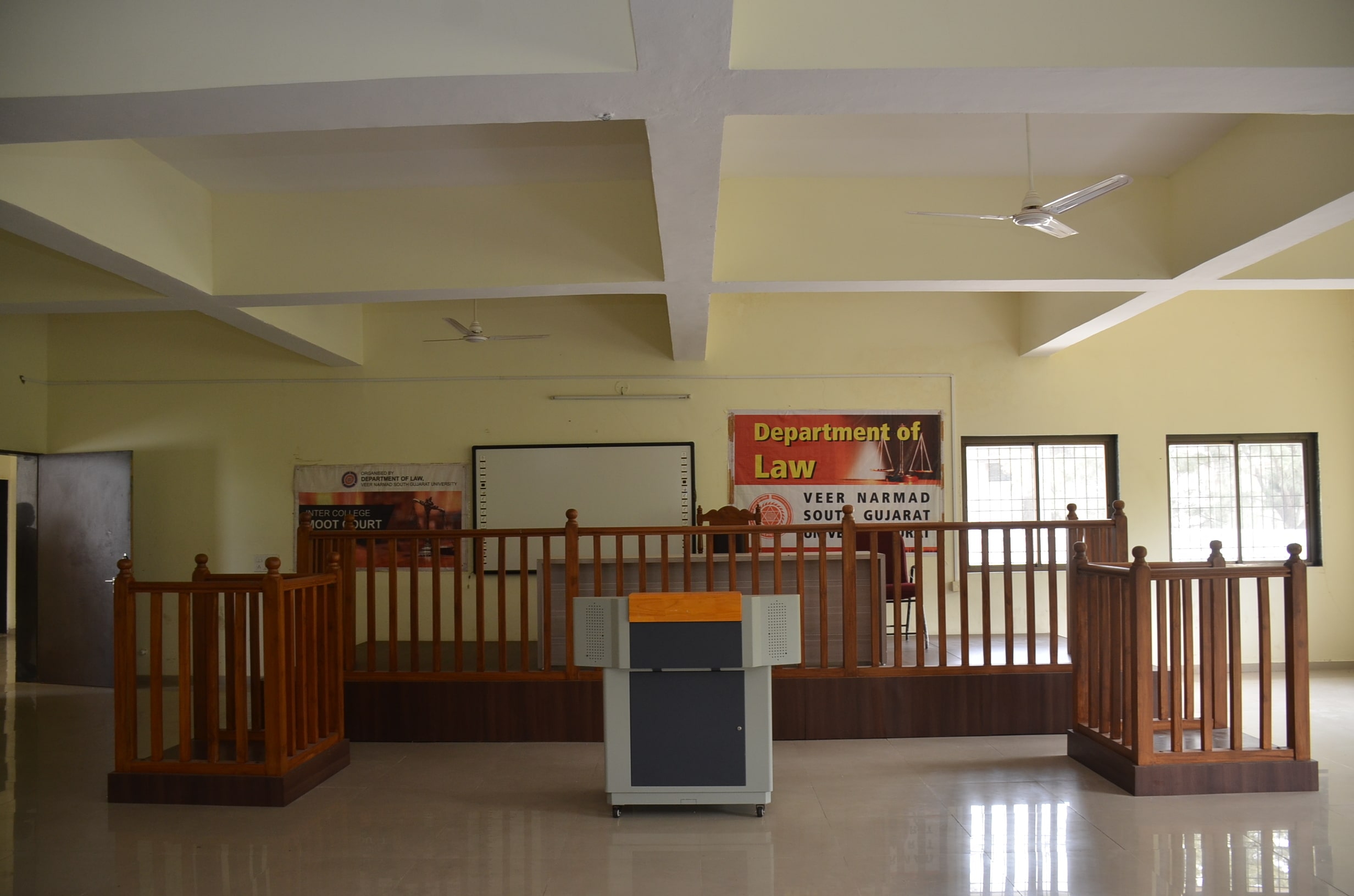 MOOT COURT HALL