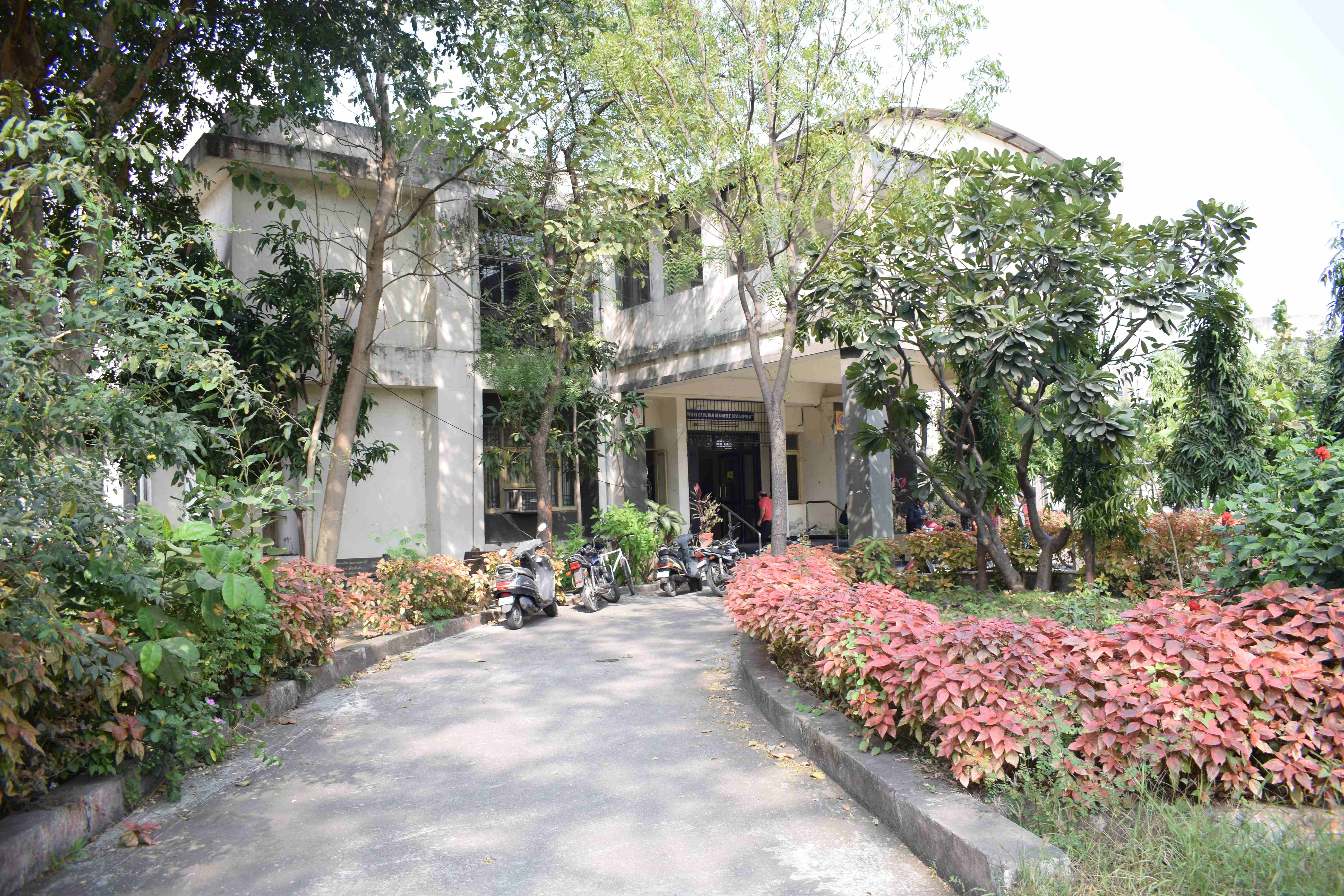 CAMPUS
