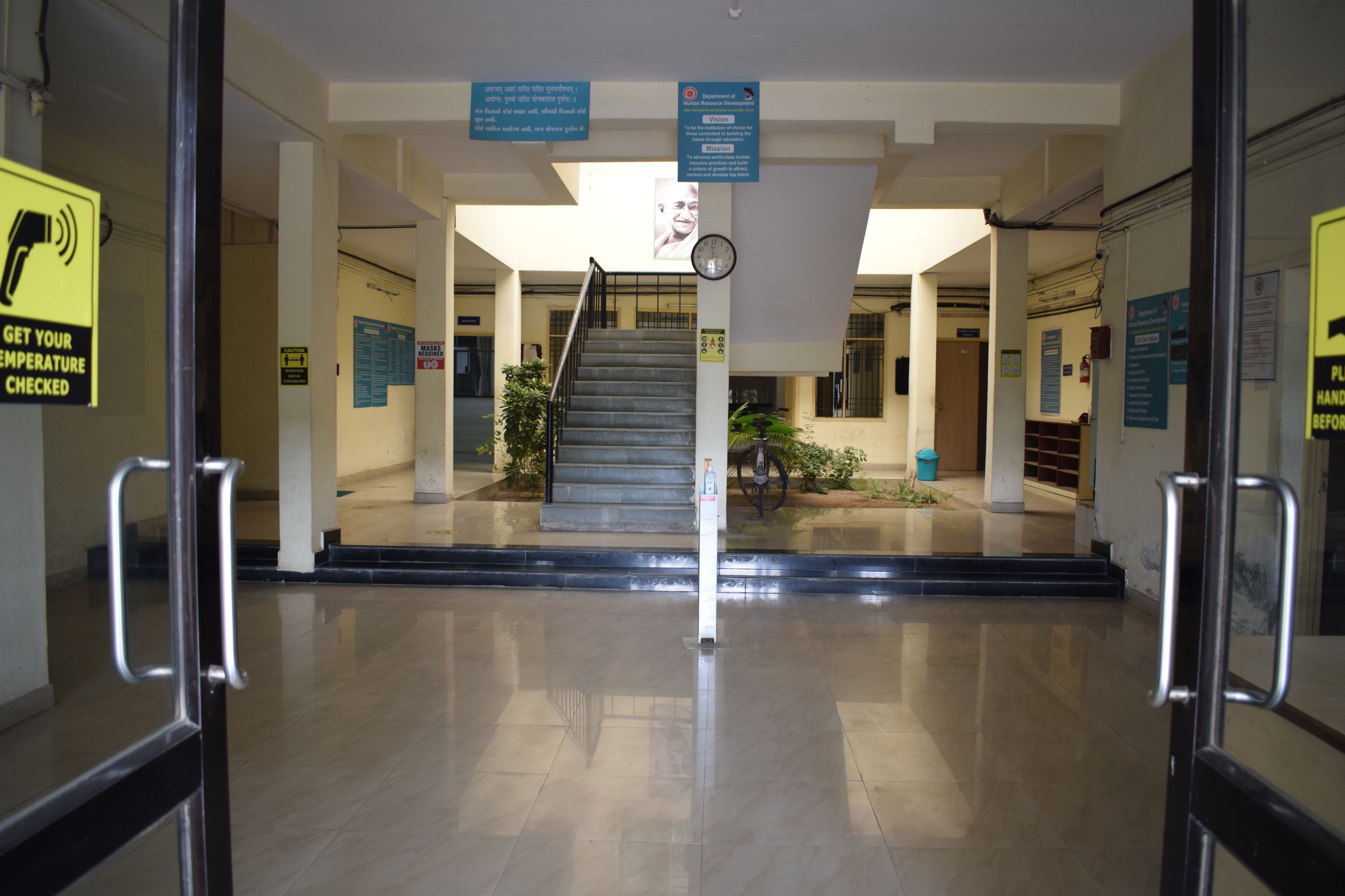 CAMPUS