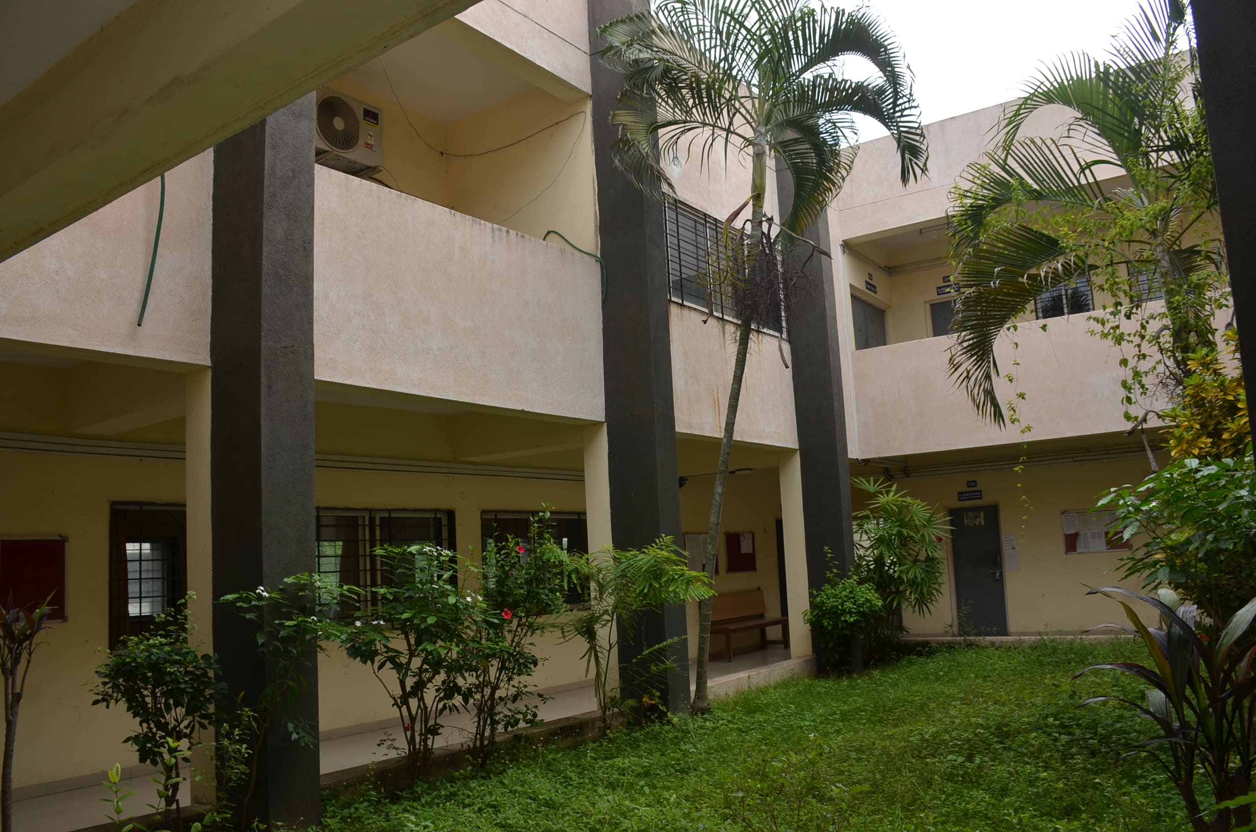 CAMPUS