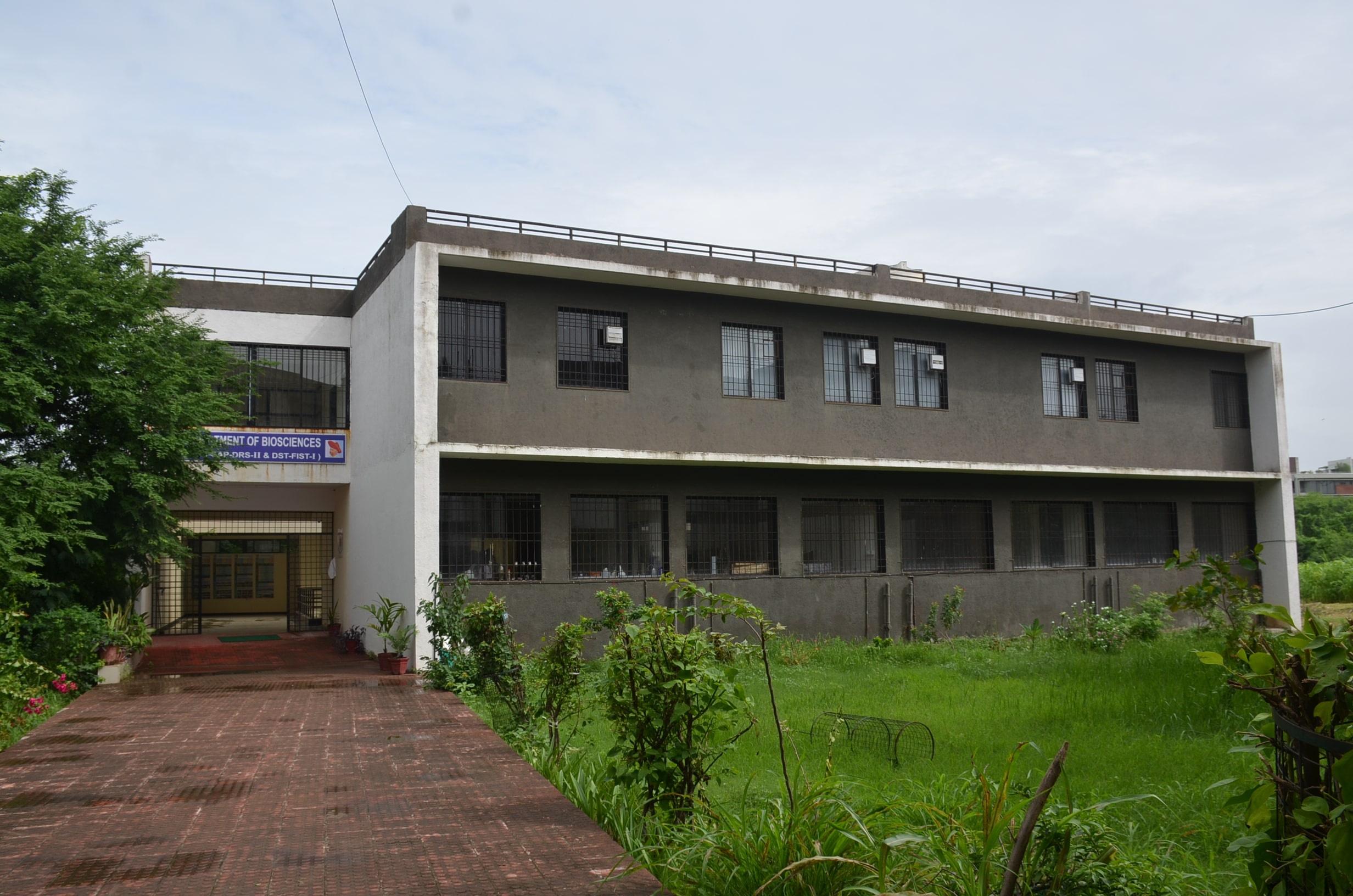 CAMPUS