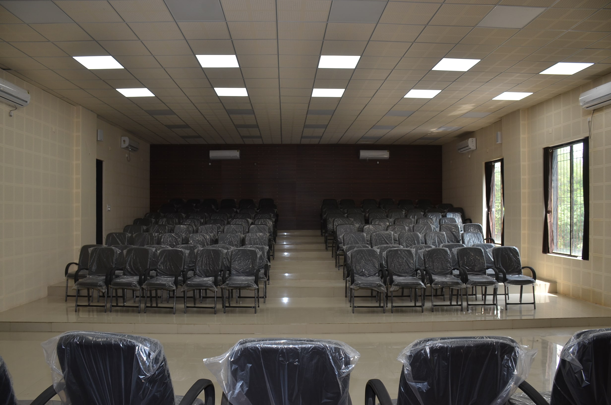 AUDITORIUM