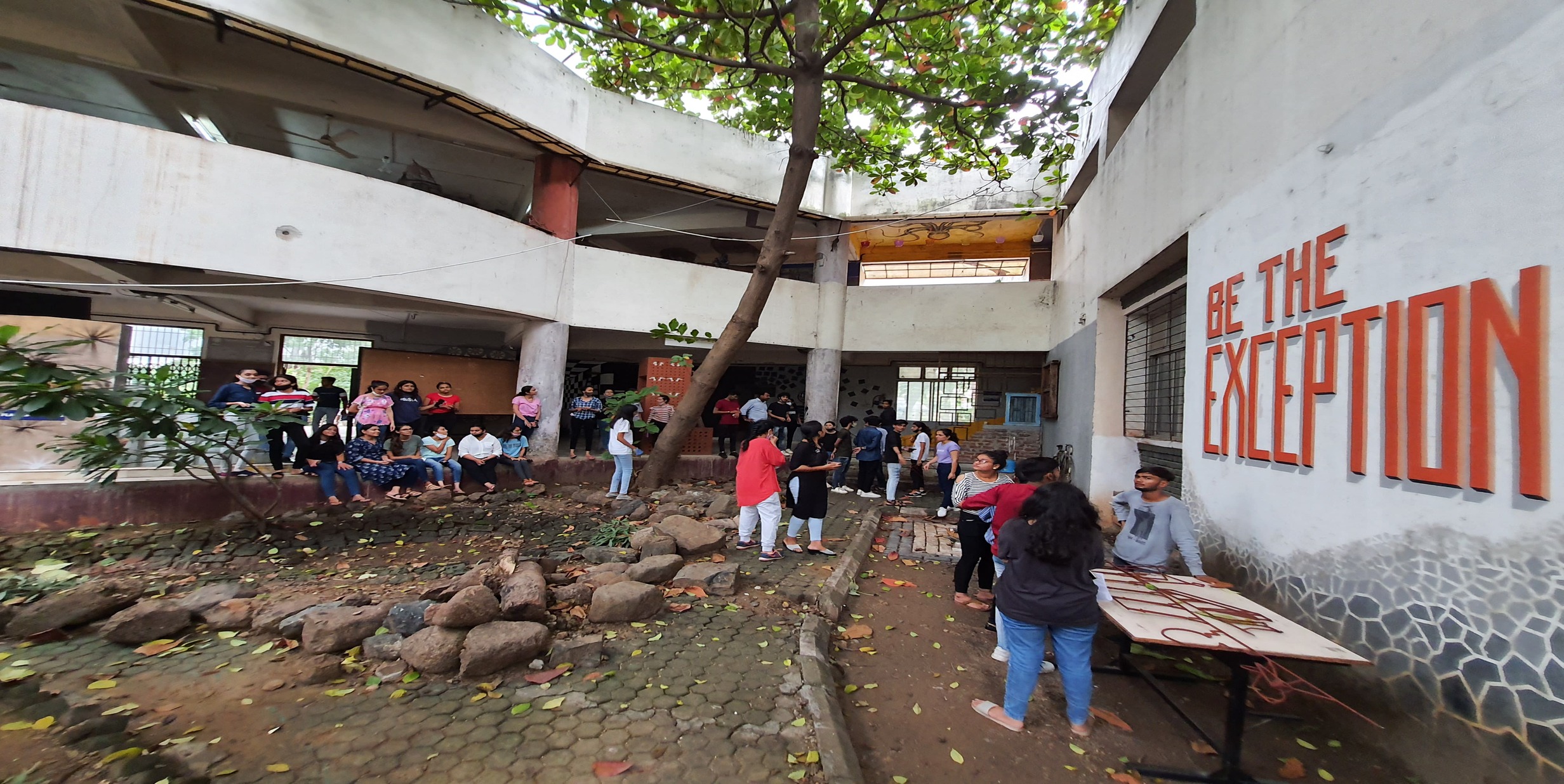 CAMPUS