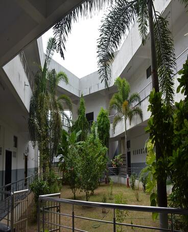 CAMPUS