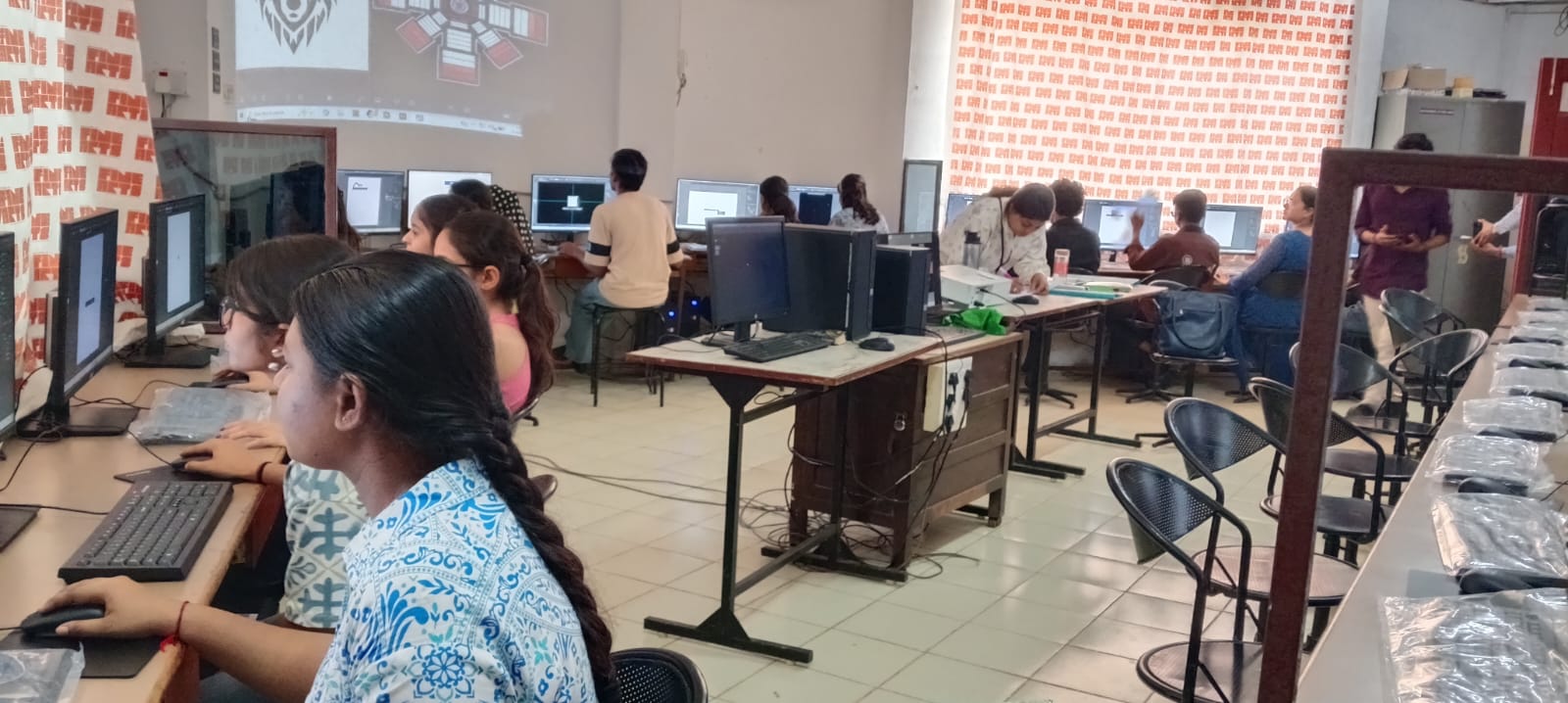 COMPUTER LAB