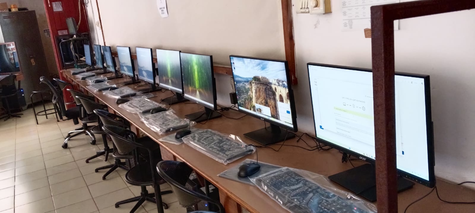 COMPUTER LAB