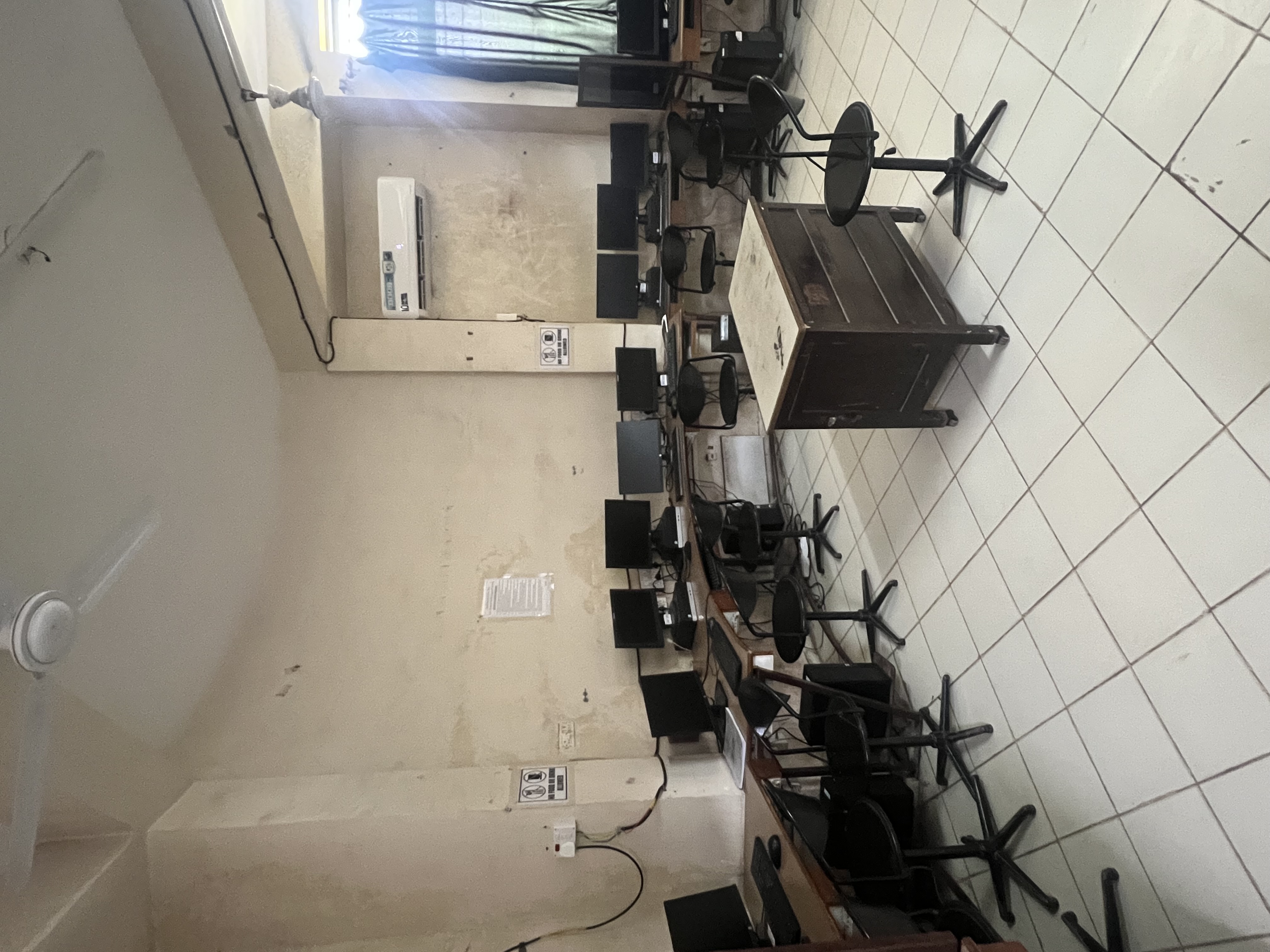 Computer Laboratry